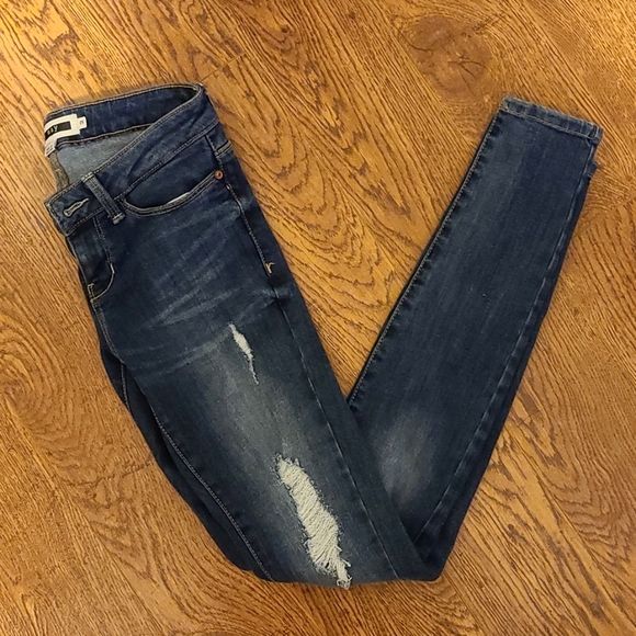 NOISY MAY| dark distressed denim - Picture 1 of 4